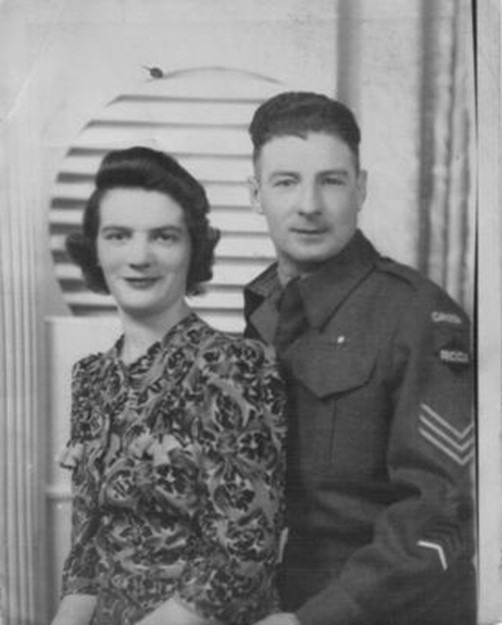 Sergeant Gordon Barton and his wife from Kingston, Ontario